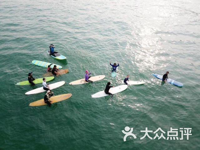 住我市自治区政协委员持续热议政府工作报告
